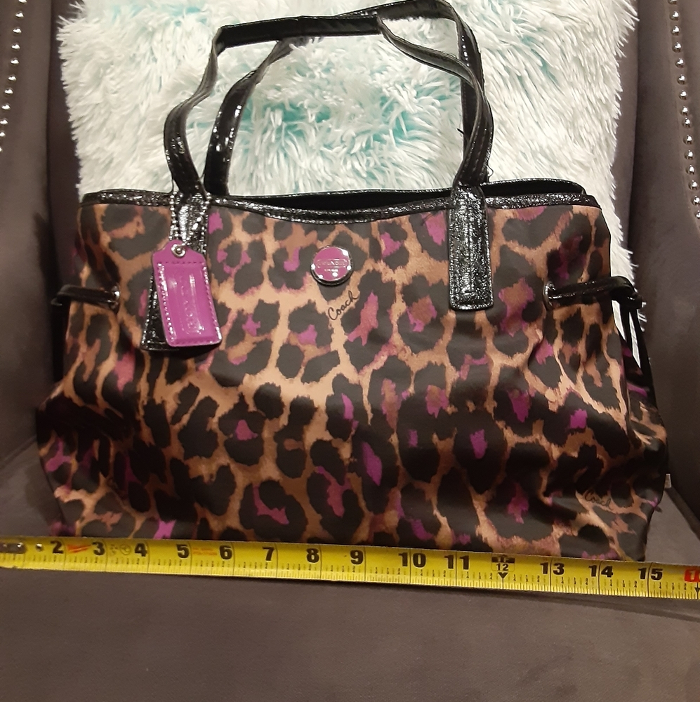 Coach  purse